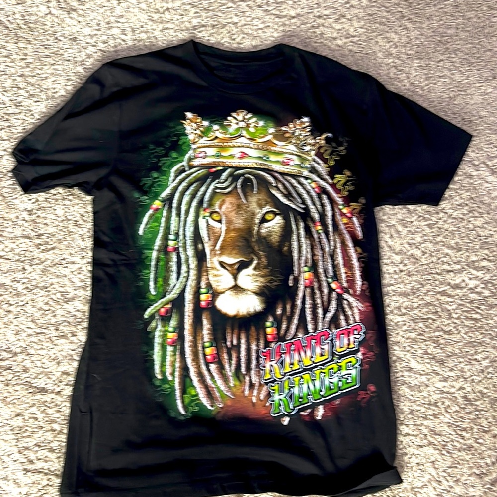 Bob Marley “King of Kings” Graphic t shirt, size Mens XL, New has no tags
